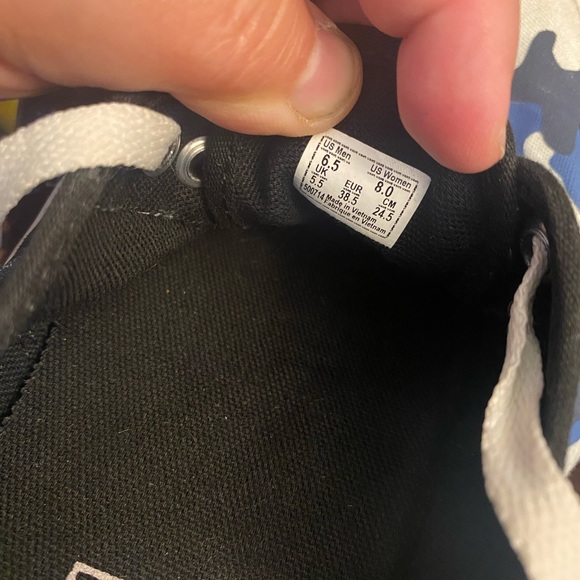 Authentic Vans - Picture 5 of 10